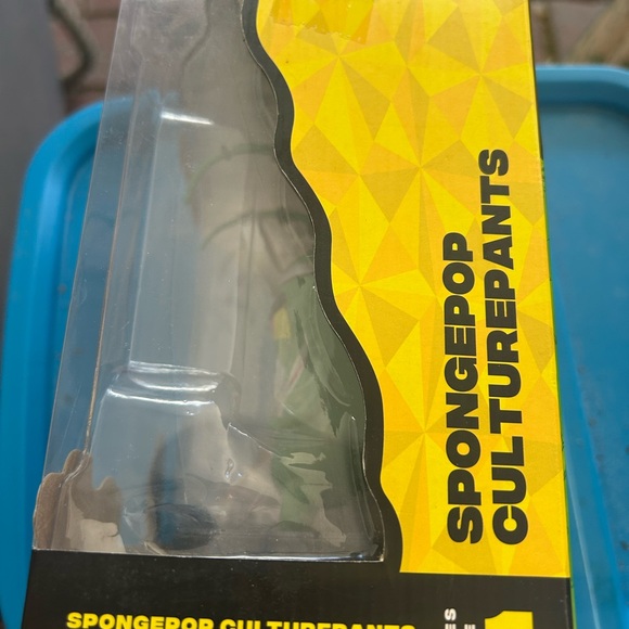 Sponge Bob. Never opened - Picture 4 of 8